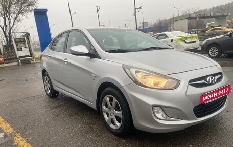 Hyundai Solaris II рестайлинг, 2013 год, 833 000 рублей, 6 фотография