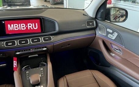 Mercedes-Benz GLS, 2024 год, 20 800 000 рублей, 14 фотография