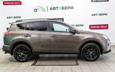 Toyota RAV4, 2019 год, 2 011 000 рублей, 6 фотография