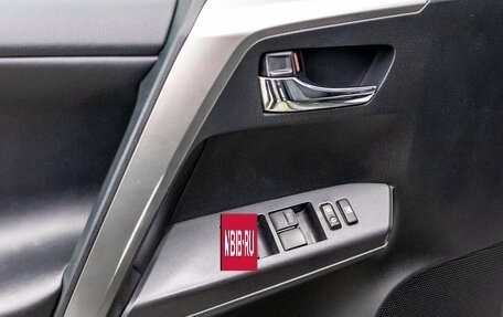 Toyota RAV4, 2019 год, 2 011 000 рублей, 16 фотография