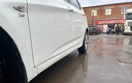 Hyundai Solaris II рестайлинг, 2015 год, 595 000 рублей, 5 фотография