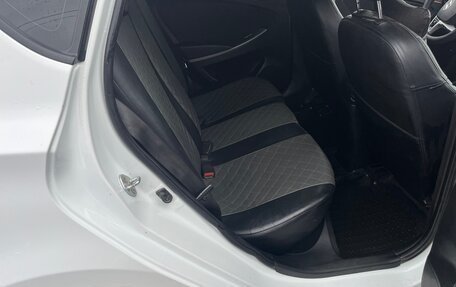 Hyundai Solaris II рестайлинг, 2015 год, 595 000 рублей, 8 фотография