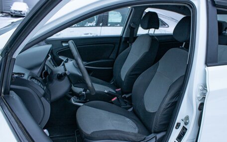 Hyundai Solaris II рестайлинг, 2013 год, 519 000 рублей, 10 фотография