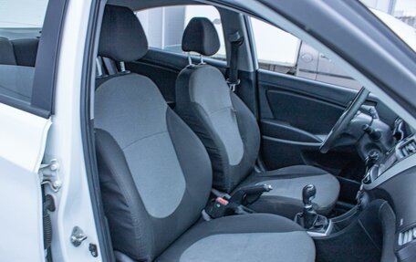 Hyundai Solaris II рестайлинг, 2013 год, 519 000 рублей, 8 фотография