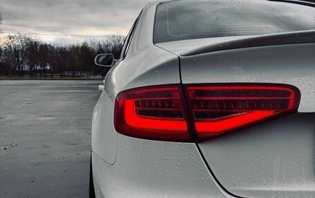 Audi A4, 2014 год, 1 380 000 рублей, 4 фотография