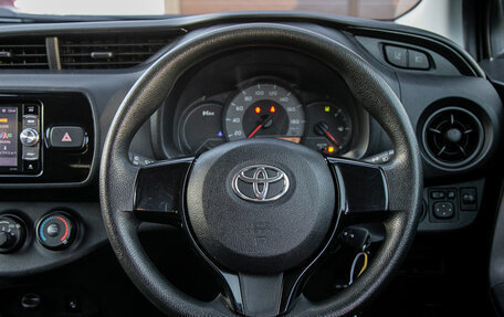 Toyota Vitz, 2018 год, 878 000 рублей, 14 фотография