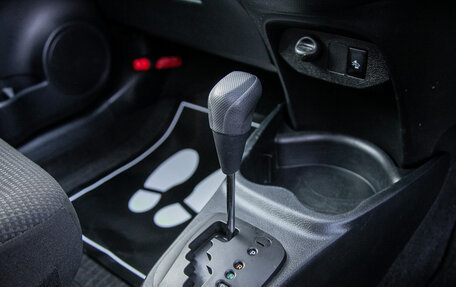 Toyota Vitz, 2018 год, 878 000 рублей, 11 фотография