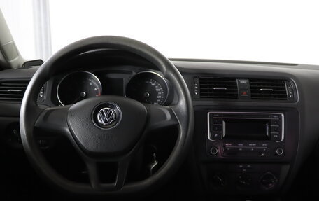 Volkswagen Jetta VI, 2015 год, 1 139 990 рублей, 10 фотография