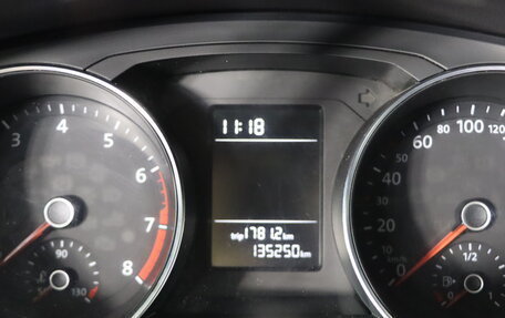 Volkswagen Jetta VI, 2015 год, 1 139 990 рублей, 16 фотография