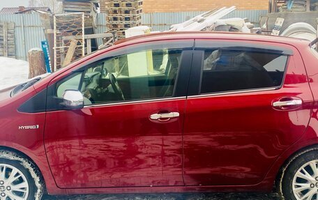 Toyota Vitz, 2017 год, 1 250 000 рублей, 2 фотография