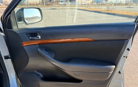 Toyota Avensis III рестайлинг, 2007 год, 925 000 рублей, 18 фотография