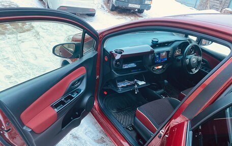 Toyota Vitz, 2017 год, 1 250 000 рублей, 6 фотография