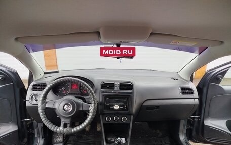 Volkswagen Polo VI (EU Market), 2013 год, 700 000 рублей, 16 фотография