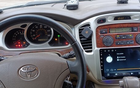 Toyota Highlander III, 2005 год, 800 000 рублей, 4 фотография