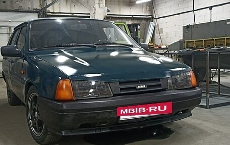 ИЖ 2126 «Ода», 2001 год, 120 000 рублей, 2 фотография