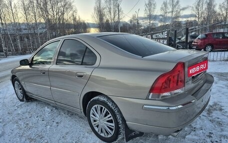 Volvo S60 III, 2004 год, 545 000 рублей, 3 фотография
