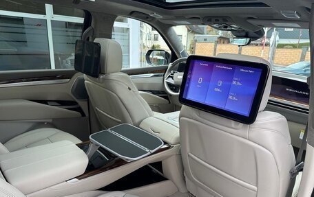 Cadillac Escalade V, 2025 год, 23 500 000 рублей, 34 фотография