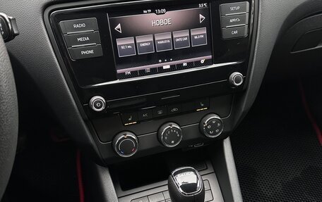 Skoda Octavia, 2019 год, 1 960 000 рублей, 17 фотография