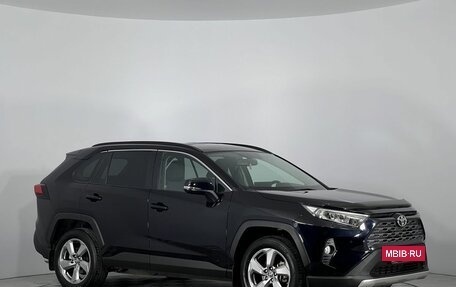 Toyota RAV4, 2022 год, 3 200 000 рублей, 3 фотография