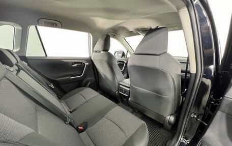 Toyota RAV4, 2022 год, 3 200 000 рублей, 18 фотография