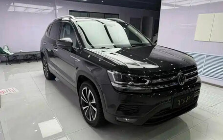 Volkswagen Tharu, 2021 год, 1 937 000 рублей, 2 фотография