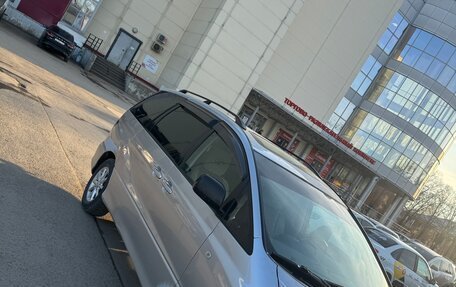 Toyota Previa II, 2004 год, 650 000 рублей, 4 фотография