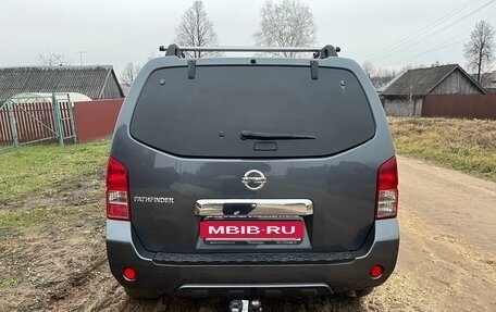 Nissan Pathfinder, 2013 год, 1 500 000 рублей, 4 фотография