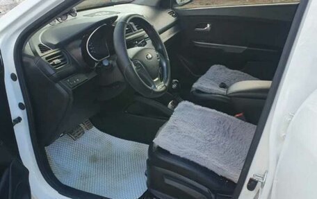 KIA Rio III рестайлинг, 2015 год, 1 300 000 рублей, 10 фотография