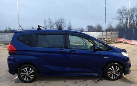 Honda Freed II, 2016 год, 1 400 000 рублей, 6 фотография