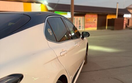 Toyota Camry, 2020 год, 2 750 000 рублей, 8 фотография