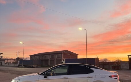 Toyota Camry, 2020 год, 2 750 000 рублей, 10 фотография