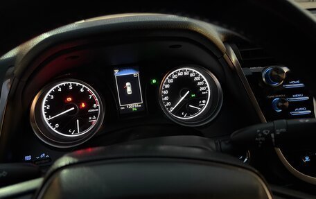 Toyota Camry, 2020 год, 2 750 000 рублей, 13 фотография