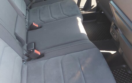 Volkswagen Tiguan II, 2017 год, 2 250 000 рублей, 10 фотография