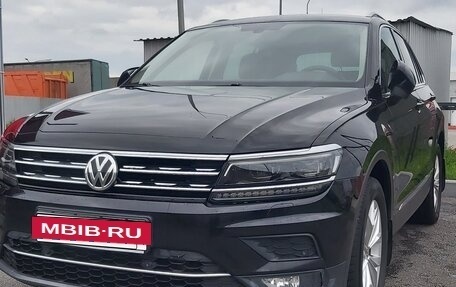 Volkswagen Tiguan II, 2017 год, 2 250 000 рублей, 17 фотография