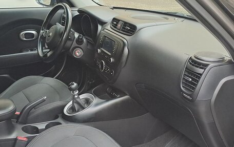 KIA Soul II рестайлинг, 2019 год, 1 700 000 рублей, 9 фотография