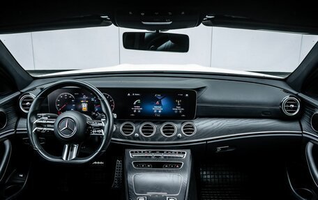 Mercedes-Benz E-Класс, 2021 год, 4 350 000 рублей, 11 фотография