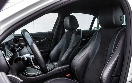 Mercedes-Benz E-Класс, 2021 год, 4 350 000 рублей, 19 фотография