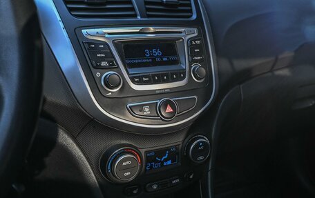 Hyundai Solaris II рестайлинг, 2016 год, 879 000 рублей, 17 фотография