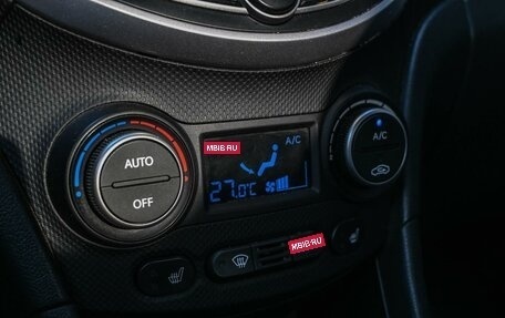 Hyundai Solaris II рестайлинг, 2016 год, 879 000 рублей, 16 фотография