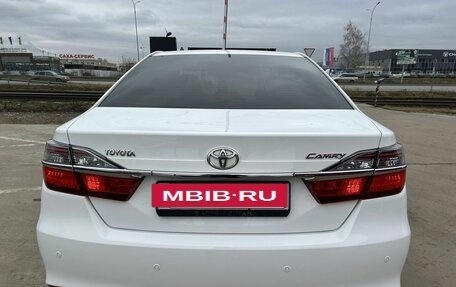 Toyota Camry, 2015 год, 1 800 000 рублей, 5 фотография