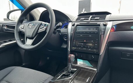 Toyota Camry, 2015 год, 1 800 000 рублей, 17 фотография