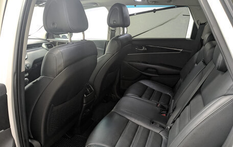 KIA Sorento III Prime рестайлинг, 2017 год, 2 300 000 рублей, 18 фотография