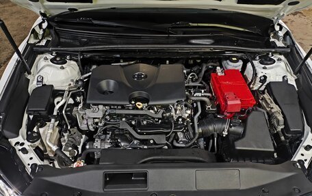 Toyota Camry, 2021 год, 1 600 000 рублей, 10 фотография