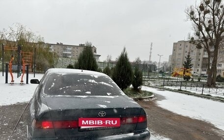 Toyota Camry, 1998 год, 300 000 рублей, 8 фотография