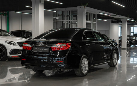 Toyota Camry, 2013 год, 1 900 000 рублей, 4 фотография