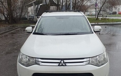 Mitsubishi Outlander III рестайлинг 3, 2014 год, 1 580 000 рублей, 1 фотография