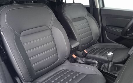 Renault Duster, 2021 год, 1 999 000 рублей, 18 фотография