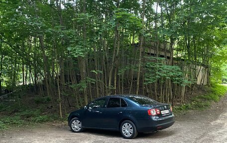 Volkswagen Jetta VI, 2010 год, 599 999 рублей, 20 фотография