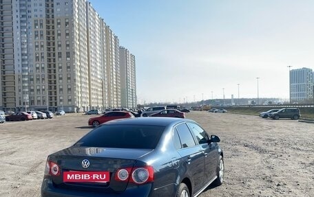 Volkswagen Jetta VI, 2010 год, 599 999 рублей, 16 фотография