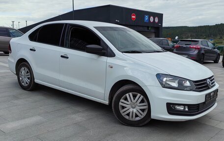 Volkswagen Polo VI (EU Market), 2017 год, 1 300 000 рублей, 4 фотография